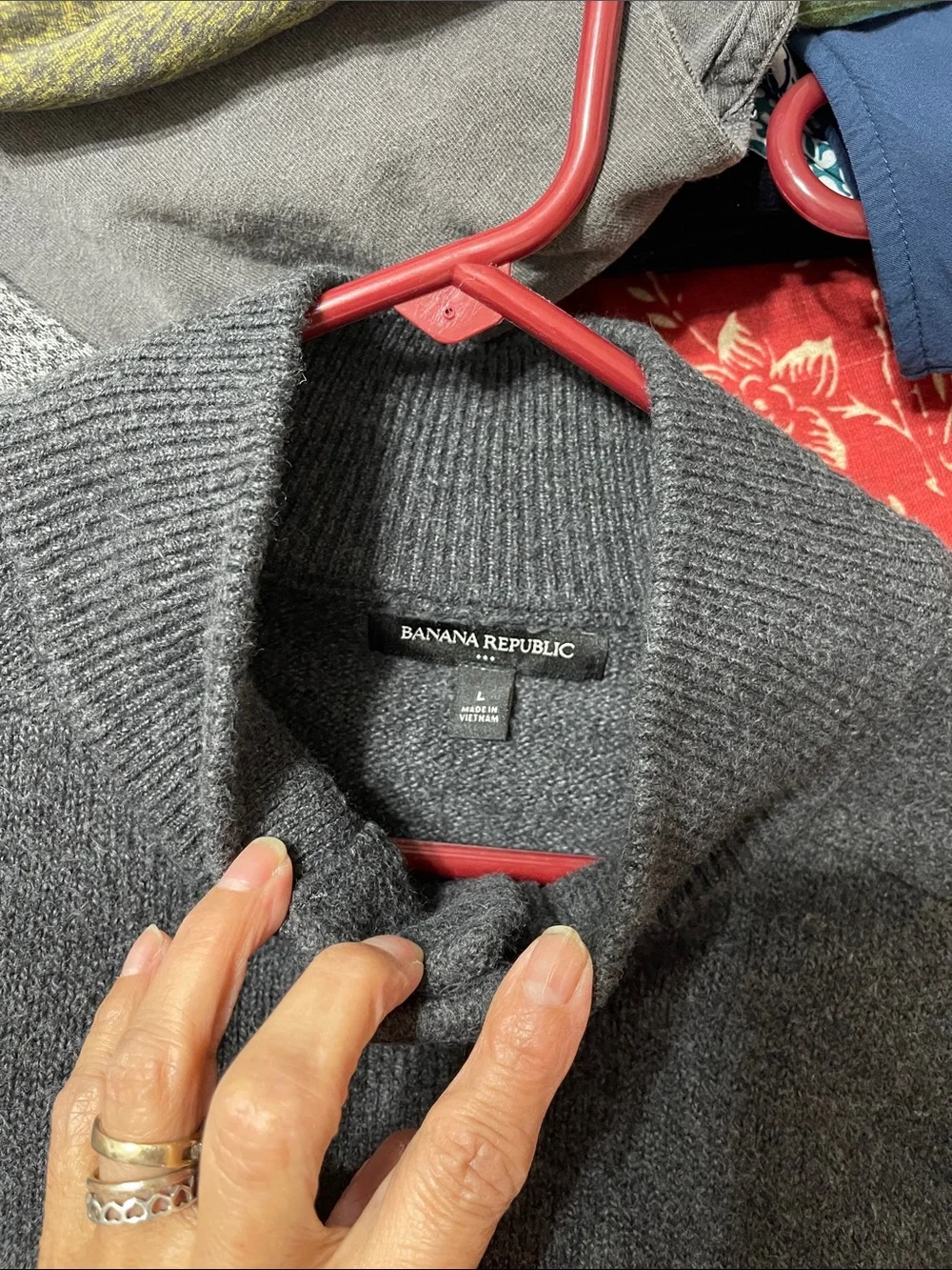 Banana Republic Men's Gray Sweater
